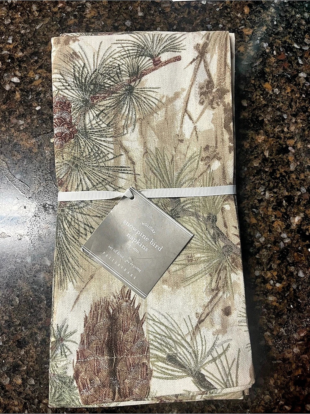 Pottery Barn Snowpine Bird Napkins Set of 4 Cream & Green